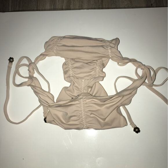Acqua de Luxe Brazilian bikini bottom in cream nude size M ties at side - Picture 4 of 4
